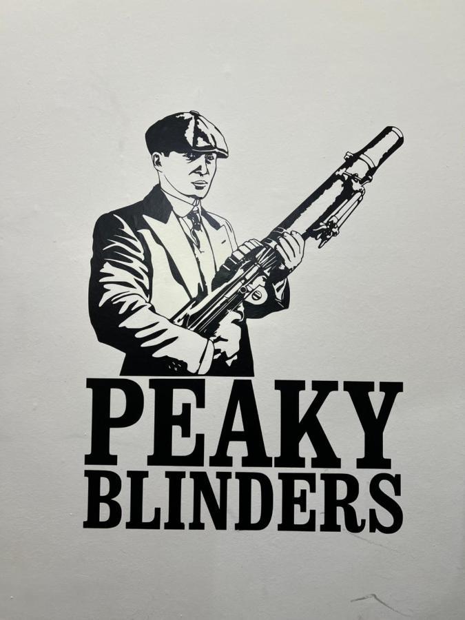 Peaky Blinders Apartment 5 Min Walk To Blackpool Tower Sleeps Up To 14 Exteriör bild